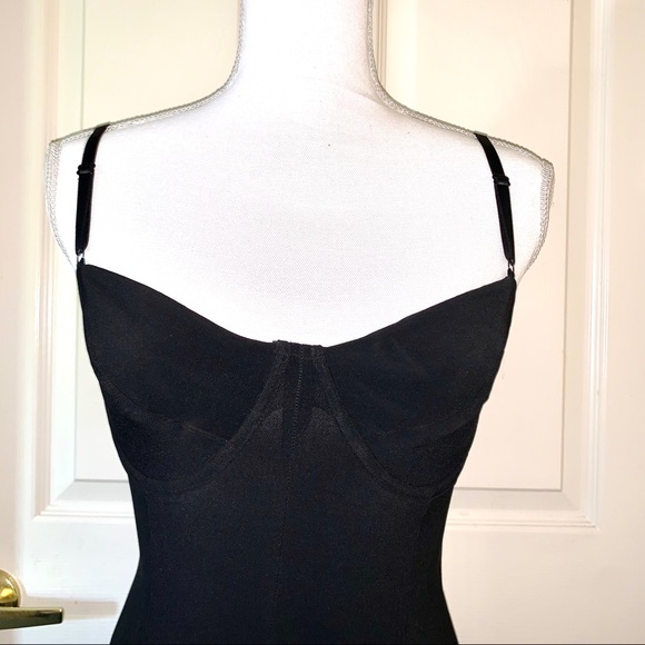 NORMA KAMALI/EVERLAST DRESS W/UNDERWIRE CUPS- - Picture 2 of 6